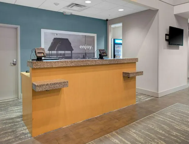 Hampton Inn & Suites Sarasota/Bradenton-Airport, FL hotel detail image 4