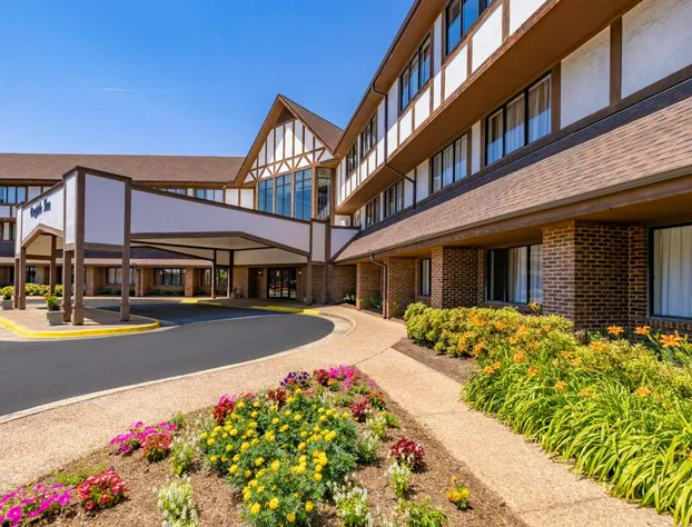 English Inn of Charlottesville hotel detail image 1