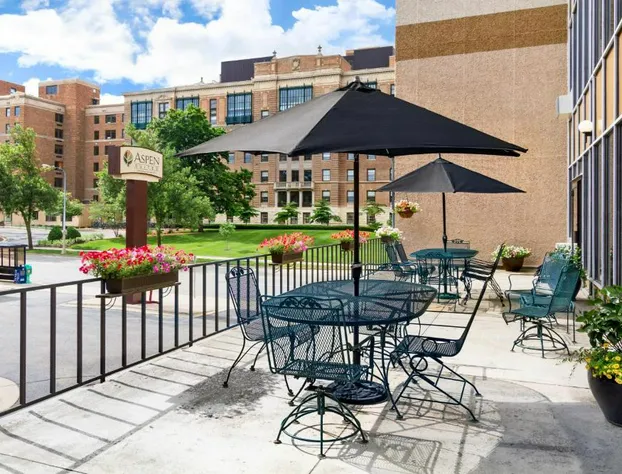 Aspen Select hotel detail image 2