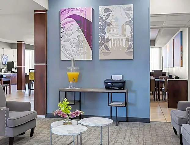 Best Western St. Louis Airport North Hotel & Suites hotel detail image 4