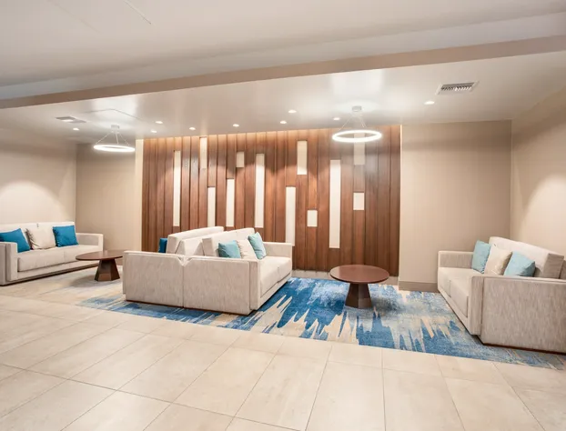 Holiday Inn Los Angeles - LAX Airport by IHG hotel detail image 2