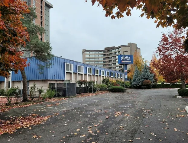 District Hotel by OYO Portland Convention Center hotel detail image 1