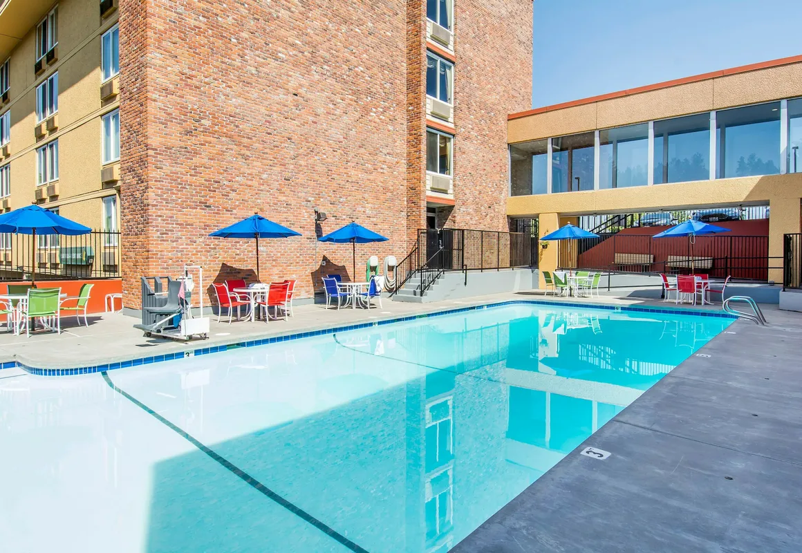 Quality Inn Downtown 4th Avenue hotel hero