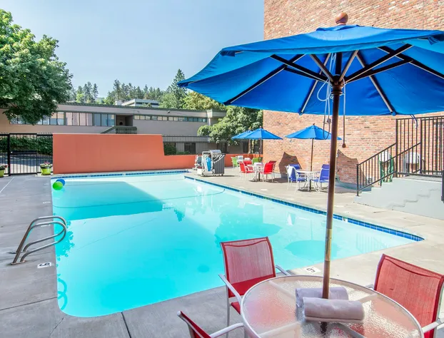 Quality Inn Downtown 4th Avenue hotel detail image 4