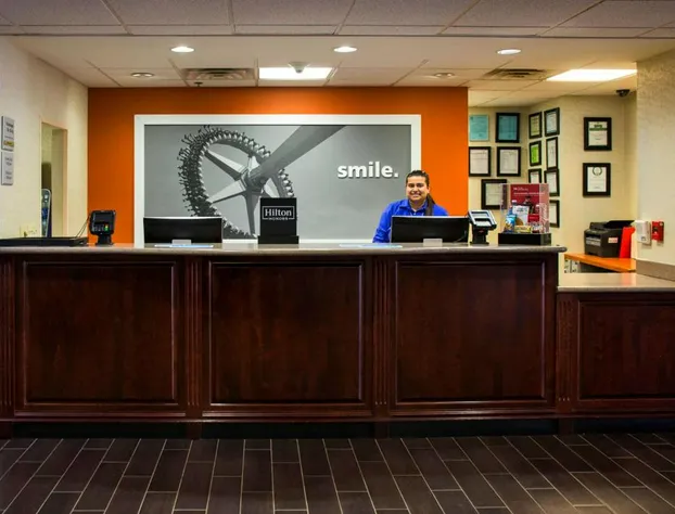 Hampton Inn & Suites Valdosta/Conference Center hotel detail image 3