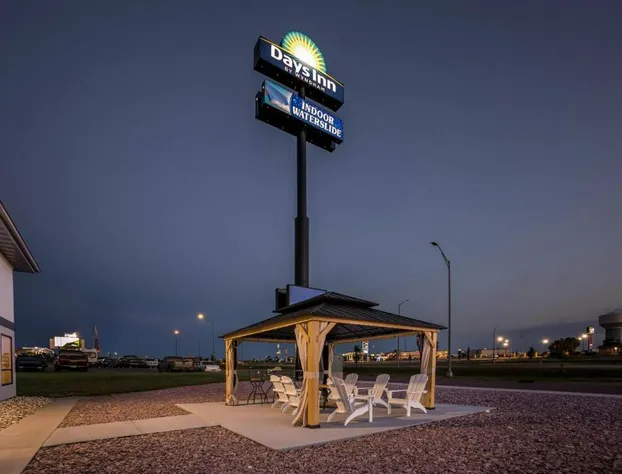 Days Inn by Wyndham Mitchell SD hotel detail image 4