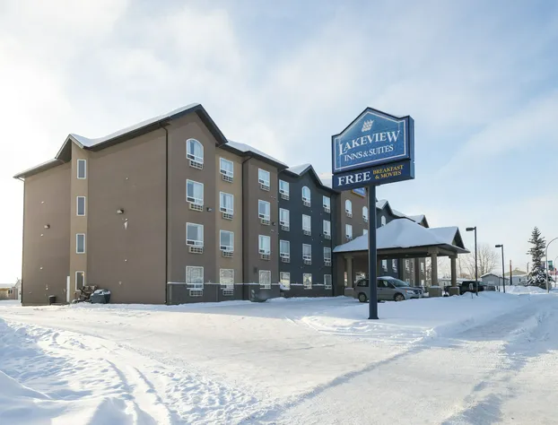 Lakeview Inns & Suites - Fort Nelson hotel detail image 1