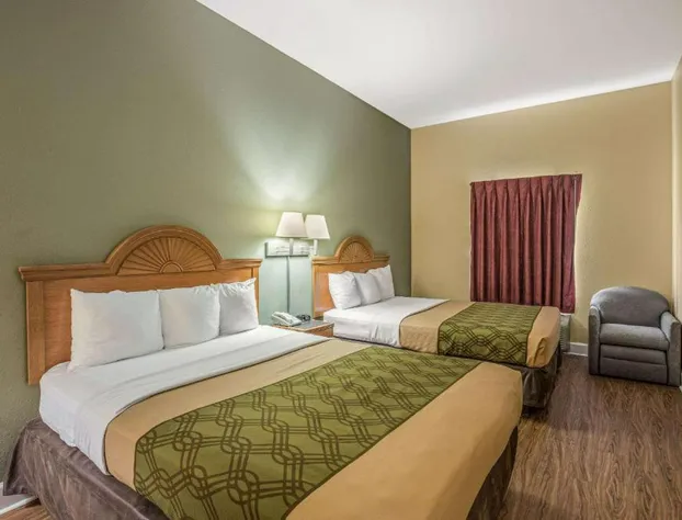 Econo Lodge Valdosta Mall Area hotel detail image 2