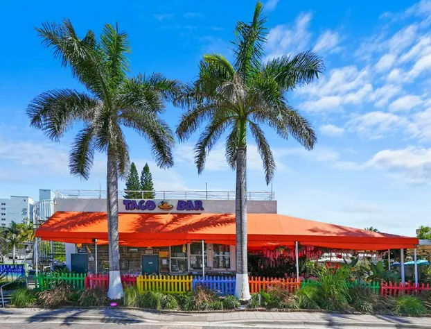 Hollywood Beach Suites hotel detail image 4