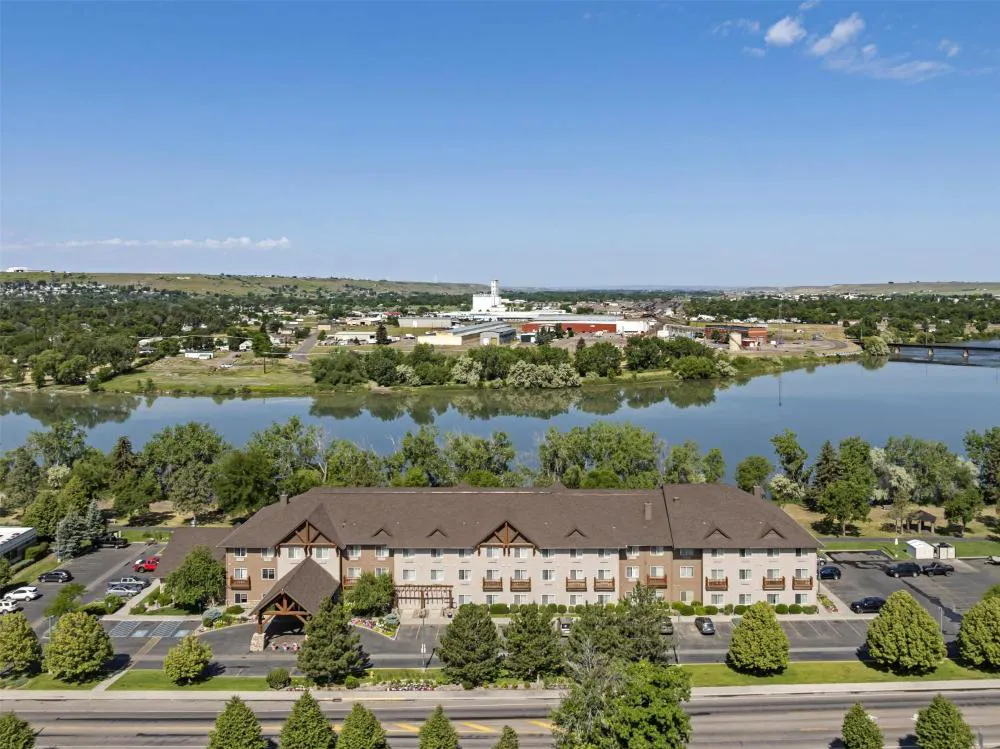 Best Western Plus Riverfront Hotel & Suites hotel hero