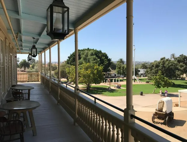 Cosmopolitan Hotel & Restaurant hotel detail image 2