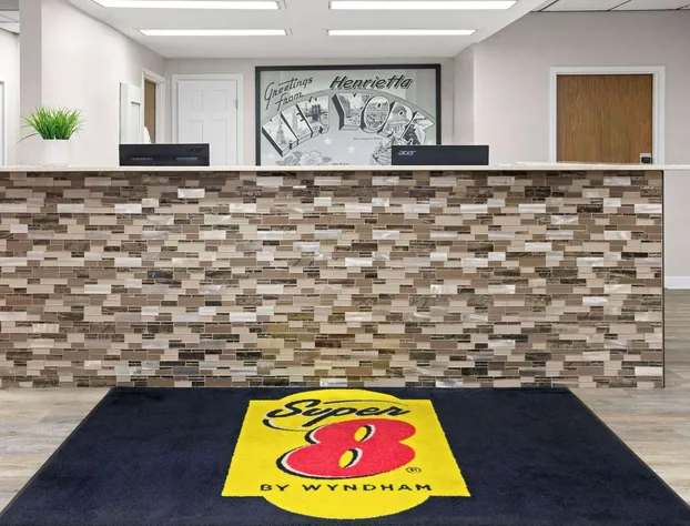 Super 8 by Wyndham Henrietta/Rochester Area hotel detail image 4