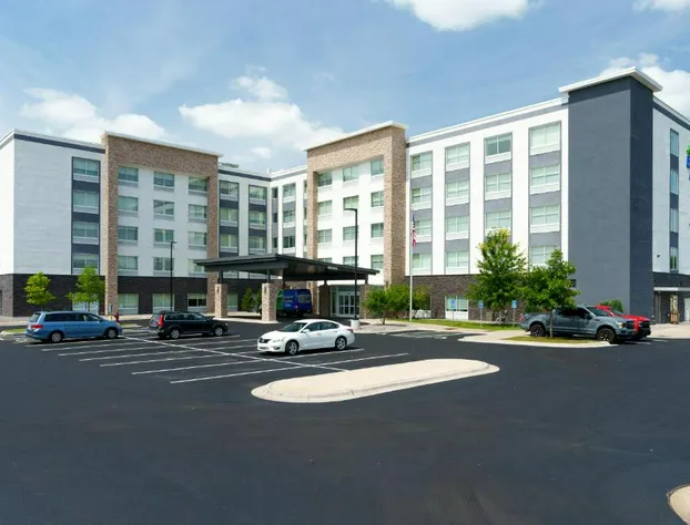 Holiday Inn Express & Suites Mall of America - MSP Airport by IHG hotel detail image 1