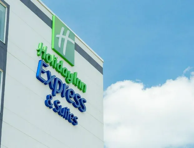 Holiday Inn Express & Suites Mall of America - MSP Airport by IHG hotel detail image 2