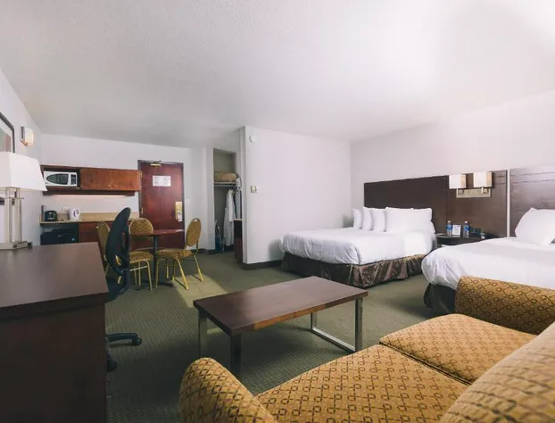 Service Plus Inn and Suites - Grande Prairie hotel detail image 3