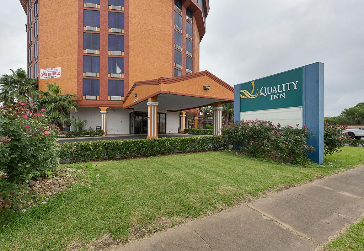 Quality Inn Pasadena Houston hotel hero