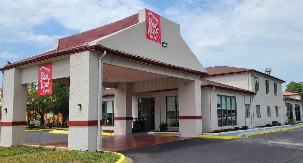 Red Roof Inn Florence, SC hotel hero