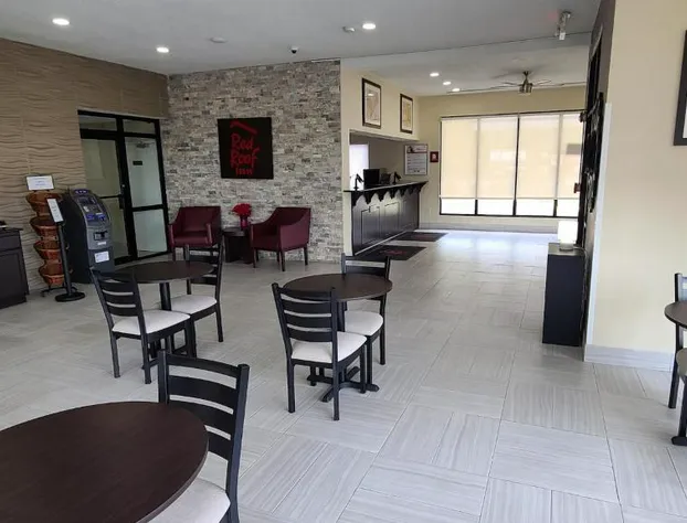 Red Roof Inn Florence, SC hotel detail image 4