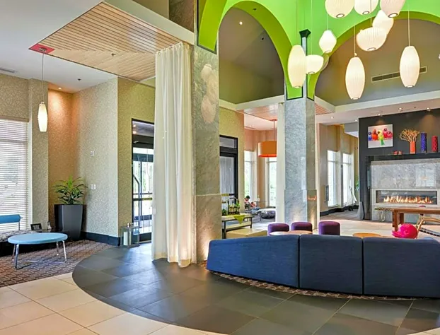 Hilton Garden Inn Raleigh /Crabtree Valley hotel detail image 3