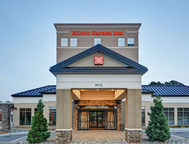 Hilton Garden Inn Raleigh /Crabtree Valley hotel detail image 1