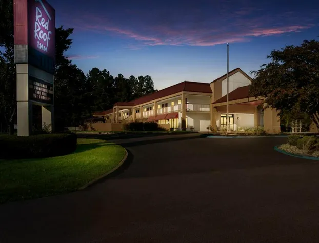 Red Roof Inn Tupelo hotel detail image 1