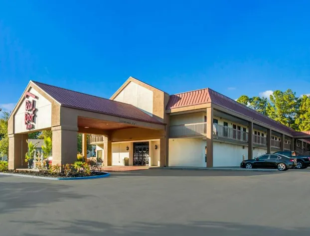 Red Roof Inn Tupelo hotel detail image 2