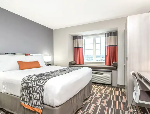 Spark by Hilton Rochester South hotel detail image 4