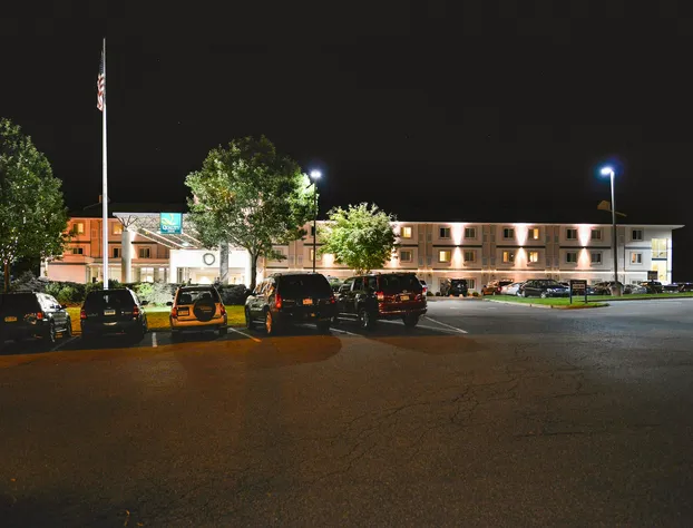 Days Inn by Wyndham Penn State hotel detail image 1