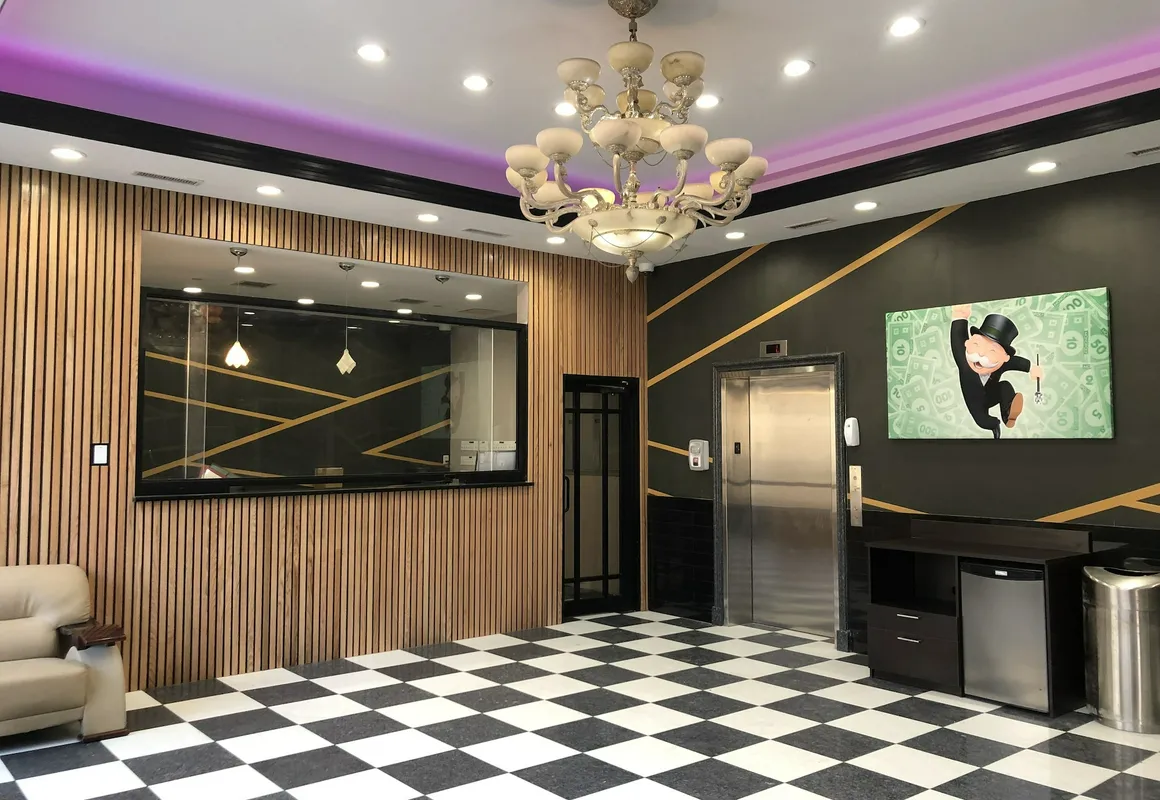 Airport Plaza Hotel JFK Airport hotel hero