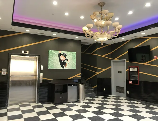 Airport Plaza Hotel JFK Airport hotel detail image 2