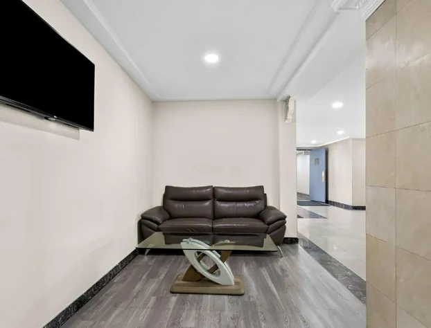 SureStay Plus by Best Western Windsor hotel detail image 4