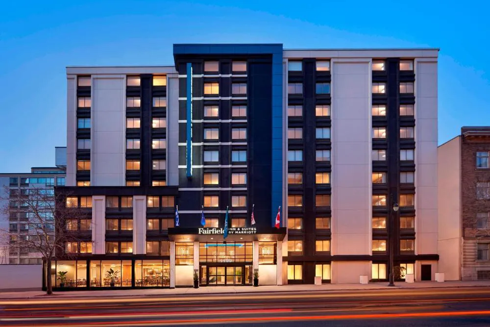 Fairfield by Marriott Montreal Downtown hotel hero