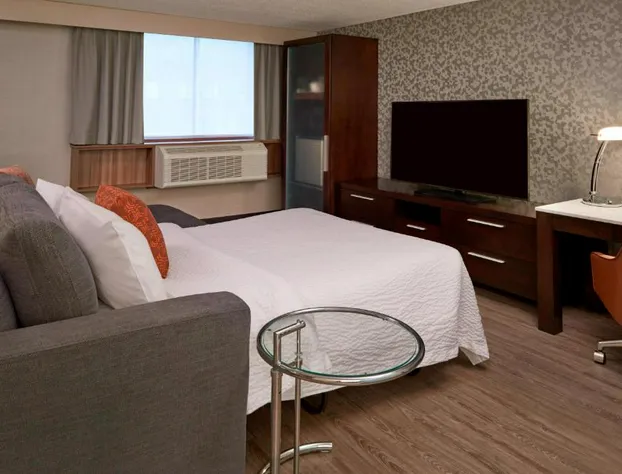 Fairfield by Marriott Montreal Downtown hotel detail image 4