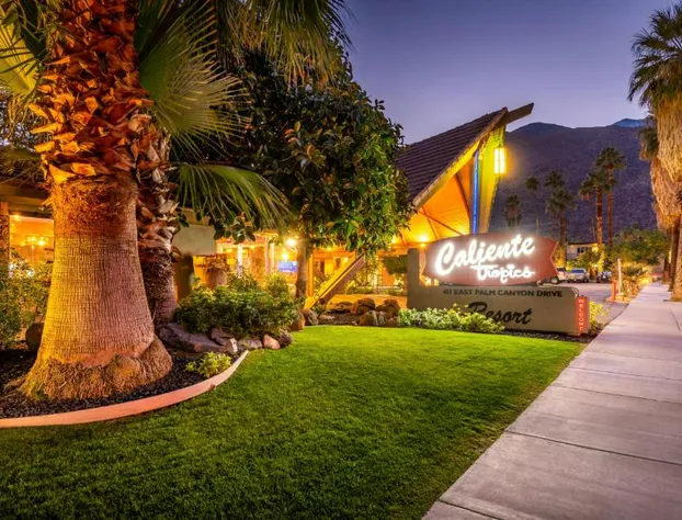 Caliente Tropics Hotel hotel detail image 1