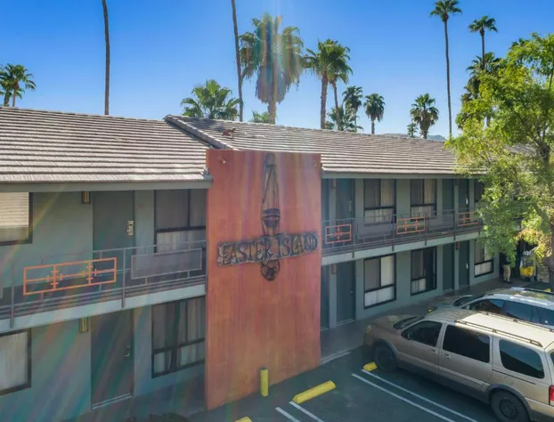 Caliente Tropics Hotel hotel detail image 2