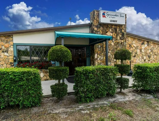 Spinnaker Inn of Naples hotel detail image 1