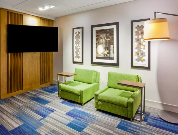 Holiday Inn Express & Suites Des Moines Downtown by IHG hotel detail image 2