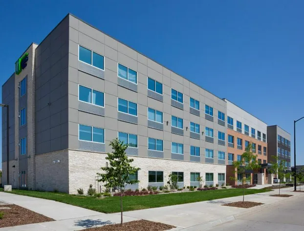 Holiday Inn Express & Suites Des Moines Downtown by IHG hotel detail image 1