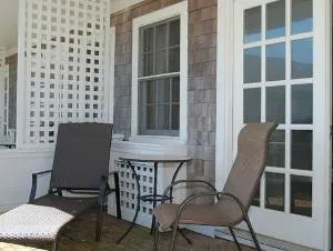 The Beachside hotel detail image 1