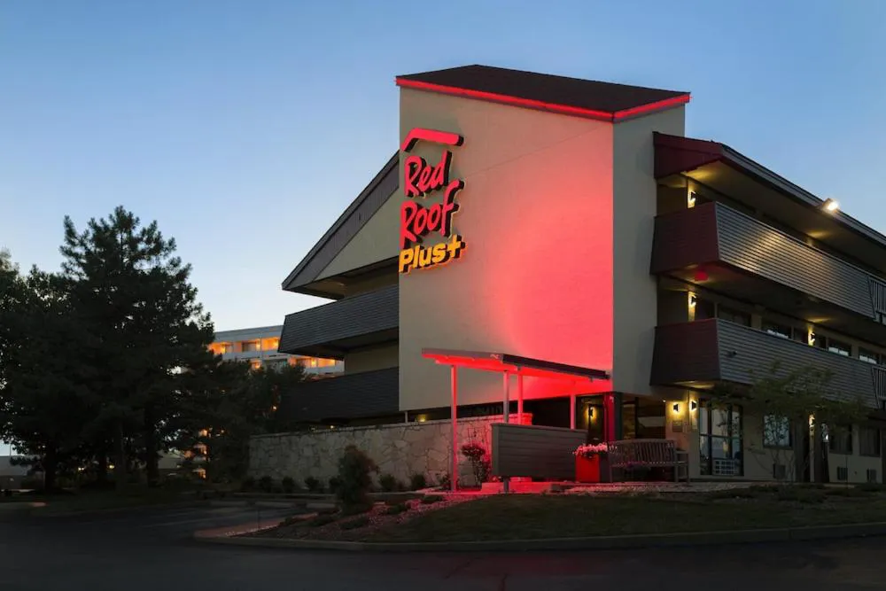 Red Roof Inn PLUS+ Philadelphia Airport hotel hero
