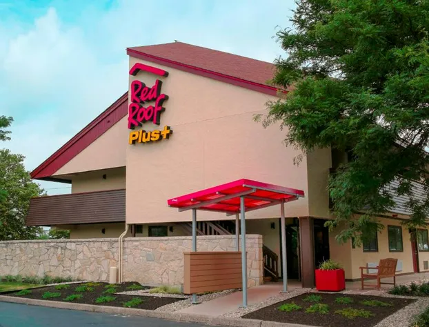 Red Roof Inn PLUS+ Philadelphia Airport hotel detail image 4