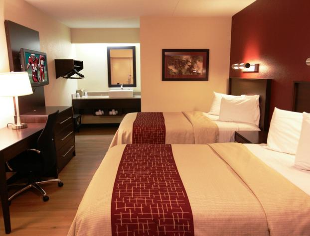 Red Roof Inn PLUS+ Philadelphia Airport hotel detail image 3