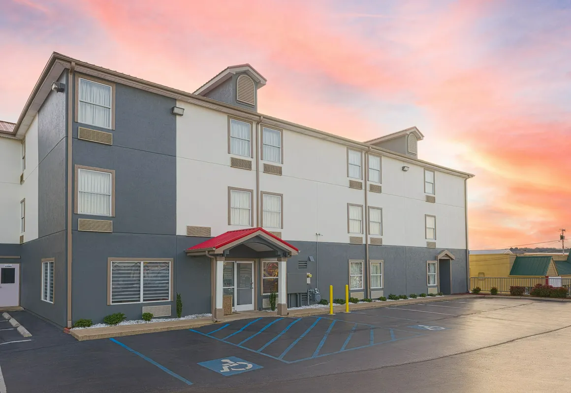 Stay 2Night Chattanooga Hamilton Place hotel hero