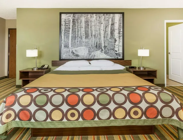 Super 8 by Wyndham Montrose hotel detail image 3