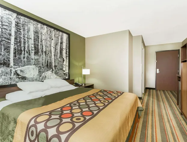 Super 8 by Wyndham Montrose hotel detail image 3