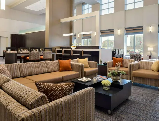 Hampton Inn & Suites Rosemont Chicago O'Hare hotel detail image 3