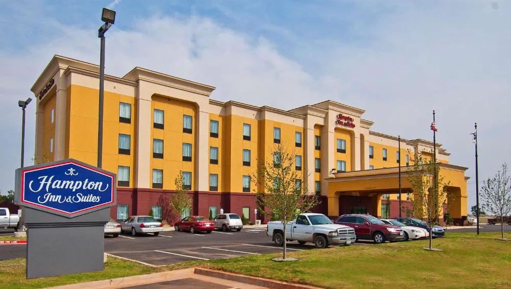 Hampton Inn & Suites Elk City hotel hero