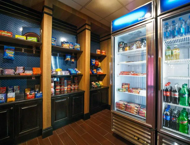 Hampton Inn & Suites Elk City hotel detail image 2