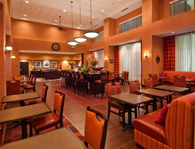 Hampton Inn & Suites Elk City hotel detail image 4