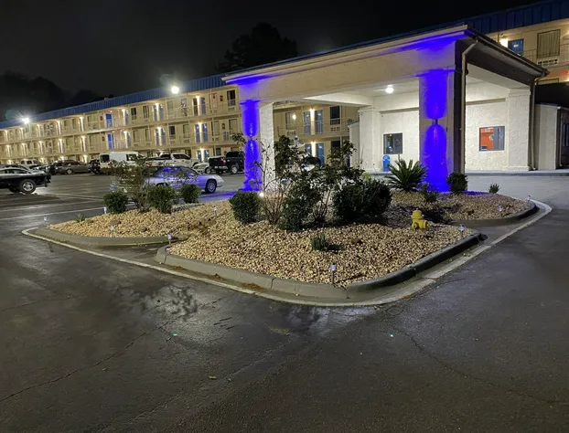 Motel 6 Pooler, GA - Savannah Airport hotel detail image 1